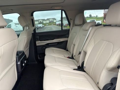 Certified 2024 Ford Expedition Platinum AWD/4WD image 14