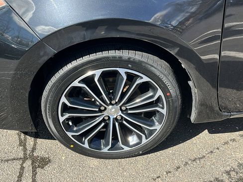 Used 2016 Toyota Corolla S image 9