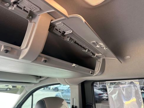 Used 2018 Ford Transit Connect XLT w/ XLT Premium Package image 24