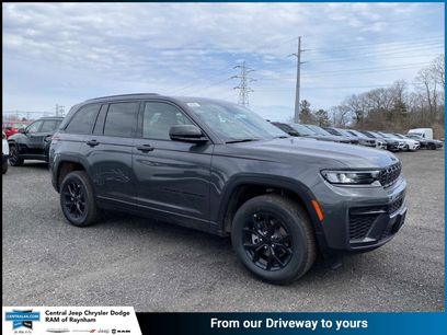 New 2026 Jeep Grand Cherokee Altitude