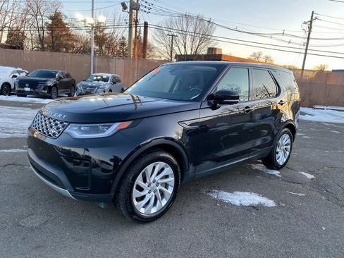 Used 2024 Land Rover Discovery S AWD/4WD image 7