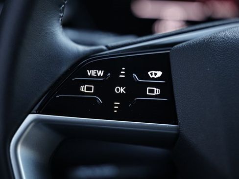 Certified 2025 Audi Q5 Premium Plus w/ Premium Plus image 33