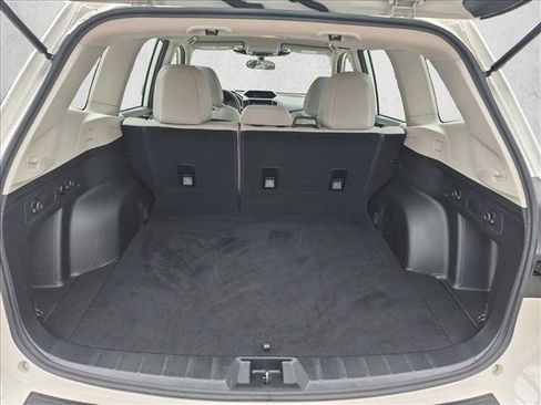 Used 2024 Subaru Forester AWD/4WD image 6