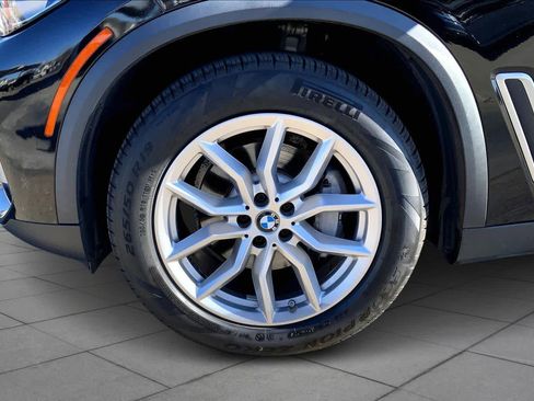 Used 2021 BMW X5 xDrive40i w/ Premium Package image 12