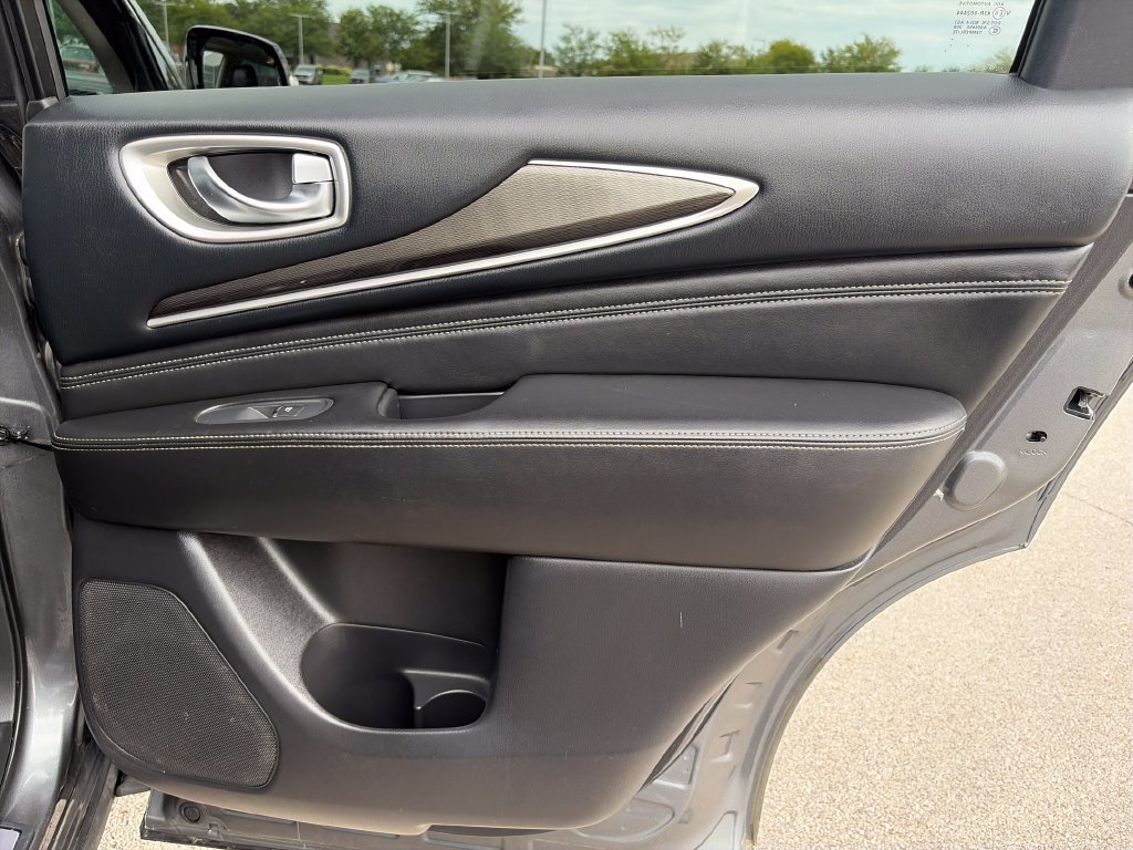 Used 2019 INFINITI QX60 Pure AWD/4WD image 31