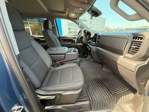 Certified 2024 Chevrolet Silverado 1500 LT image 28