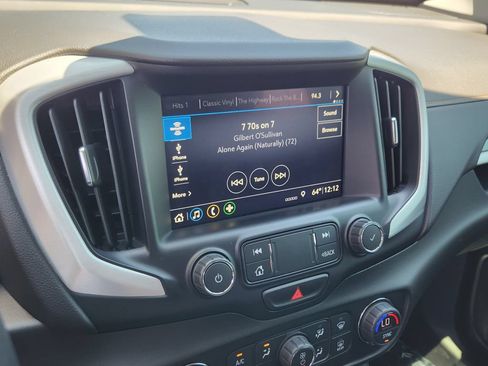 Used 2020 GMC Terrain SLT w/ Preferred Package AWD/4WD image 8