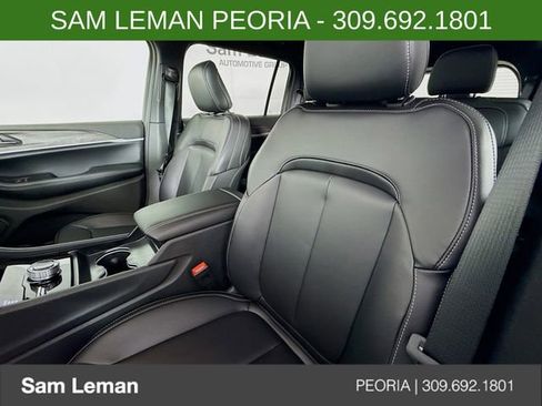 New 2025 Jeep Grand Cherokee L Limited w/ Black Appearance Package image 21