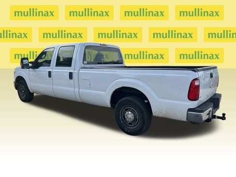 Used 2011 Ford F250 XL w/ PWR Equipment Group image 4