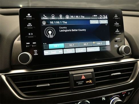 Used 2022 Honda Accord Touring image 13