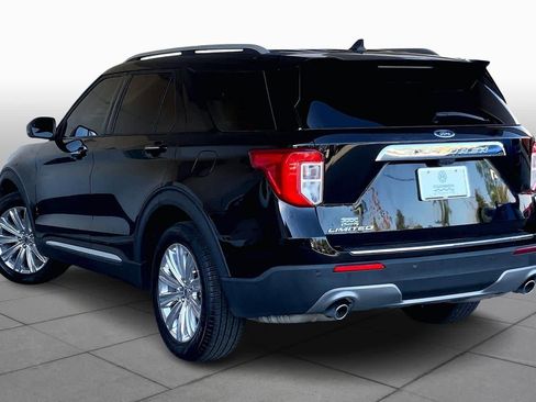 Used 2022 Ford Explorer Limited w/ Equipment Group 301A image 11