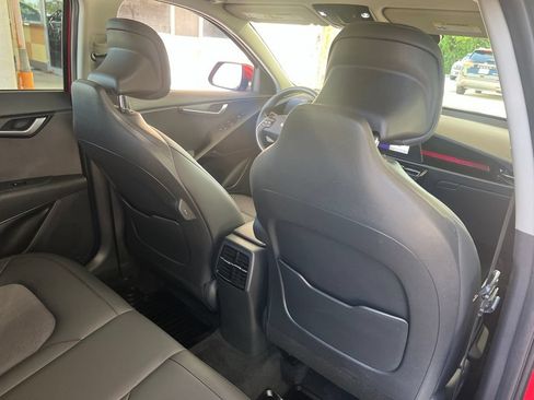 Certified 2023 Kia Niro EX Touring FWD image 15