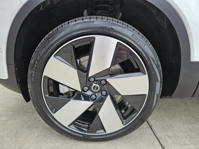 Certified 2023 Volvo C40 P8 Recharge Ultimate AWD/4WD image 9