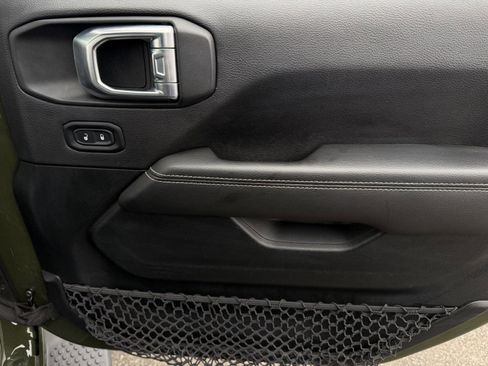 Used 2021 Jeep Wrangler Unlimited Sahara image 30