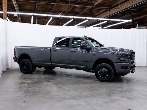 New 2026 RAM 3500 Big Horn AWD/4WD image 1