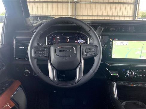 New 2026 GMC Sierra 3500 Denali Ultimate AWD/4WD image 4