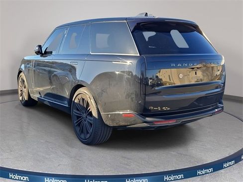 Used 2023 Land Rover Range Rover First Edition image 6