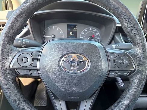 Used 2024 Toyota Corolla LE image 24