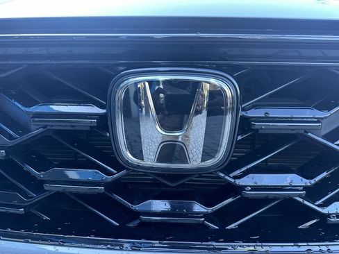 Used 2025 Honda CR-V Sport-L image 10