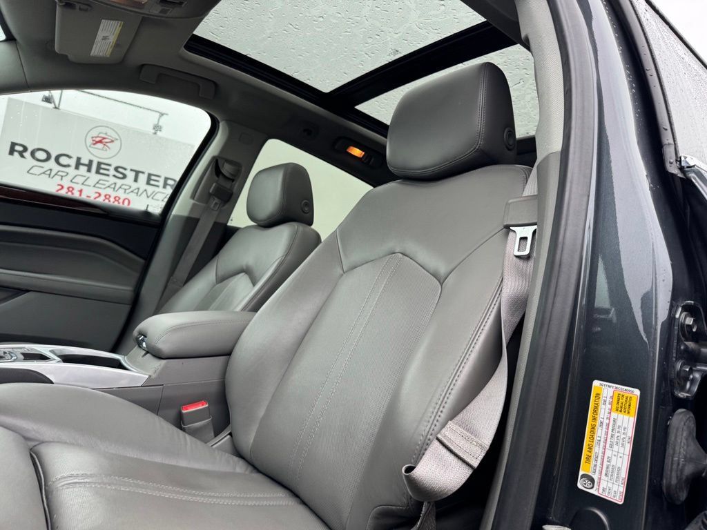 Used 2012 Cadillac SRX Premium AWD/4WD image 5