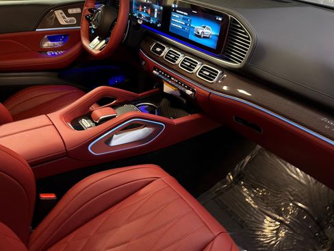 New 2026 Mercedes-Benz GLS 63 AMG 4MATIC image 17