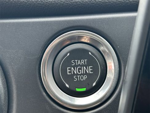 Used 2025 Chevrolet Blazer LT image 27