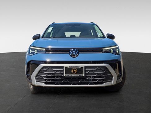New 2026 Volkswagen Taos S AWD/4WD image 2