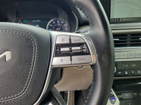 Used 2022 Kia Telluride SX w/ Towing Package image 28