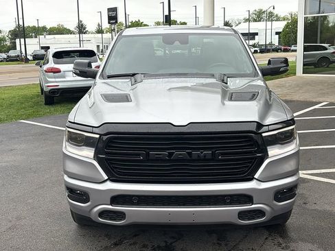 Used 2023 RAM 1500 Laramie AWD/4WD image 5