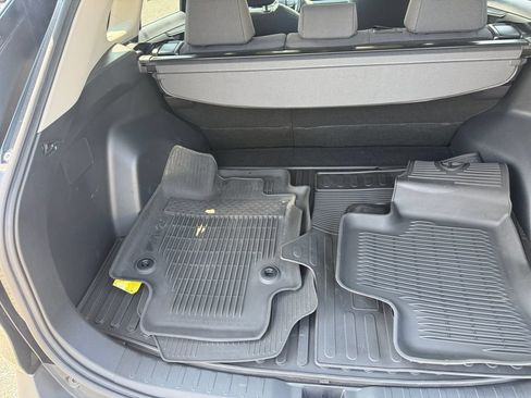 Used 2025 Toyota RAV4 LE AWD/4WD image 25