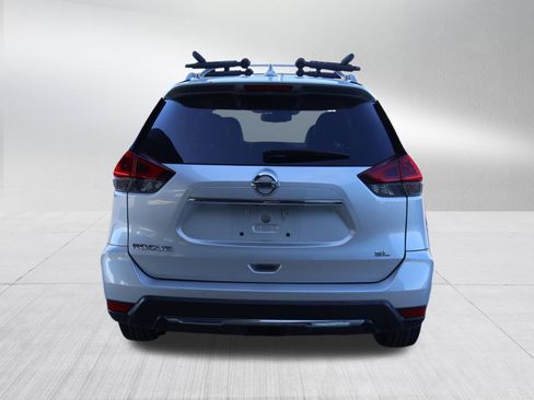 Used 2018 Nissan Rogue SL FWD image 5
