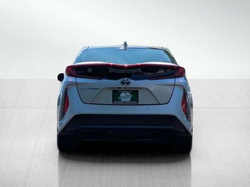 Used 2018 Toyota Prius Prime Advanced FWD image 5