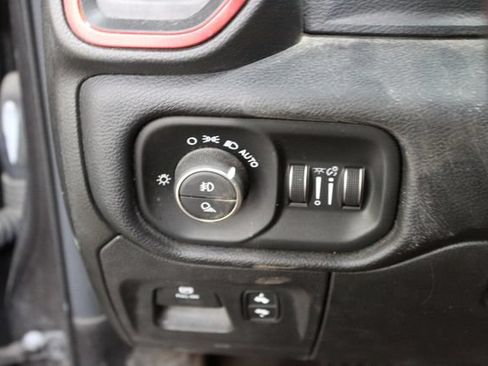 Used 2019 RAM 1500 Rebel w/ Level 2 Equipment Group AWD/4WD image 15