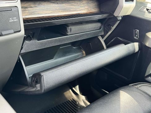 Used 2019 Ford F150 Lariat AWD/4WD image 32