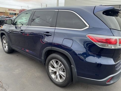 Used 2015 Toyota Highlander Plus AWD/4WD image 7