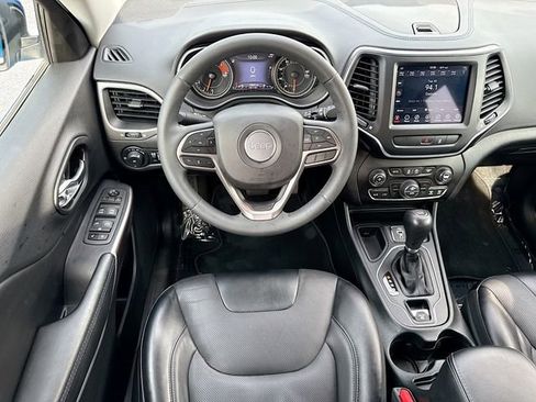 Used 2022 Jeep Cherokee Latitude Lux FWD image 19