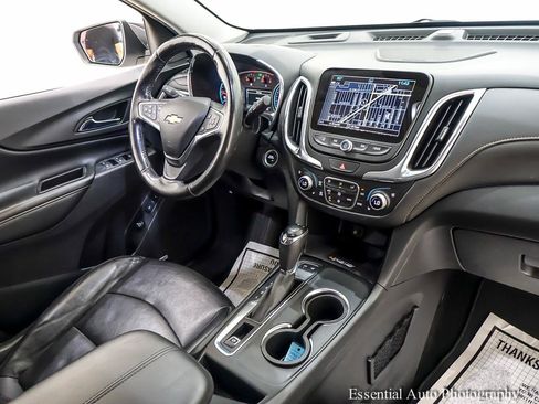 Used 2018 Chevrolet Equinox Premier w/ Infotainment II Package AWD/4WD image 34
