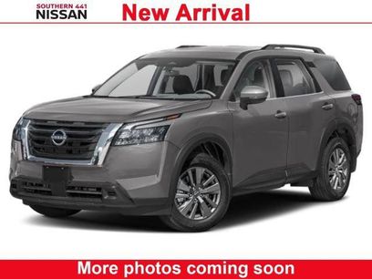 Certified 2025 Nissan Pathfinder SV