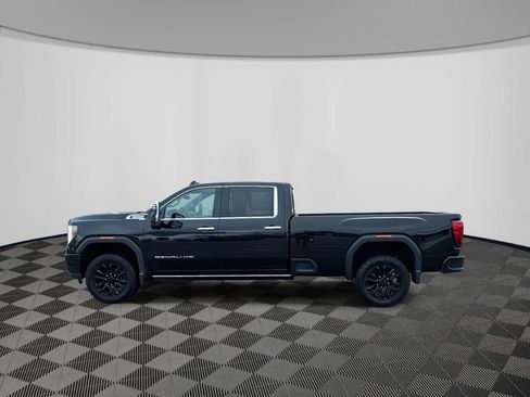 Used 2021 GMC Sierra 3500 Denali w/ Denali Black Diamond Edition image 4