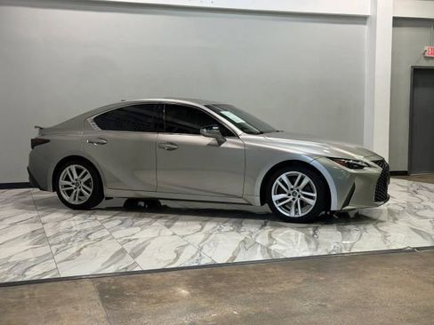 Used 2021 Lexus IS 300 w/ Comfort Package RWD image 5