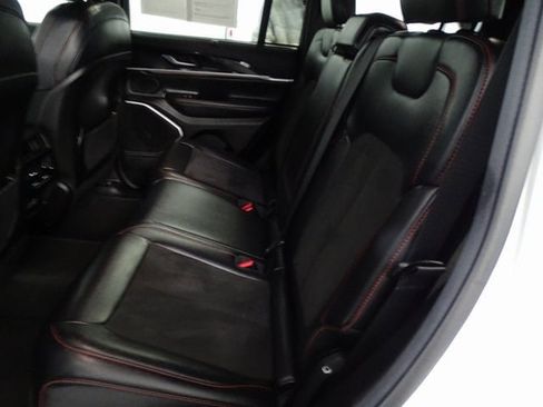 Certified 2022 Jeep Grand Cherokee Trailhawk w/ ADV Protech Group II image 4