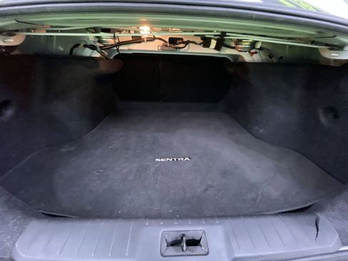 Used 2020 Nissan Sentra SR image 27