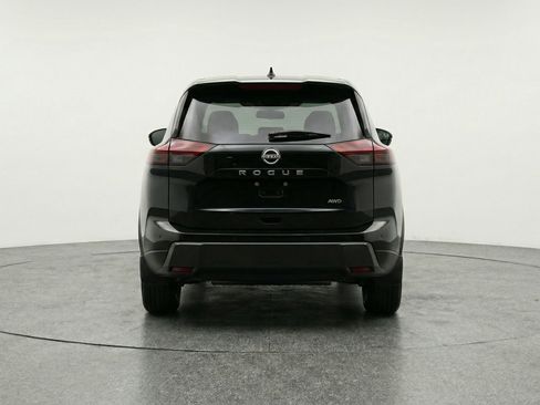 Used 2025 Nissan Rogue SV AWD/4WD image 7