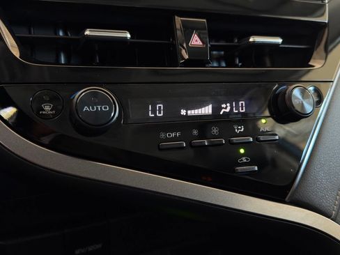 Used 2024 Toyota Camry XSE FWD image 20