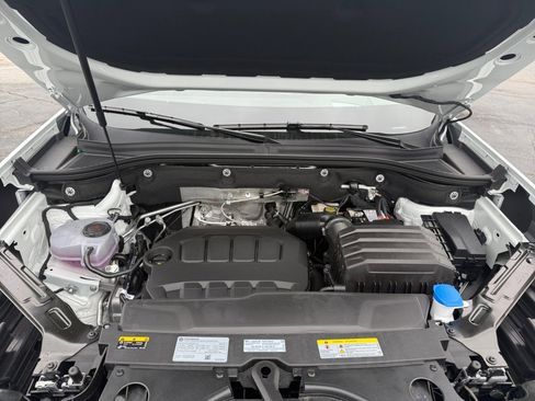 New 2026 Volkswagen Atlas SEL Premium R-Line AWD/4WD image 16