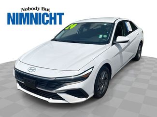 Used 2024 Hyundai Elantra SEL FWD video 1