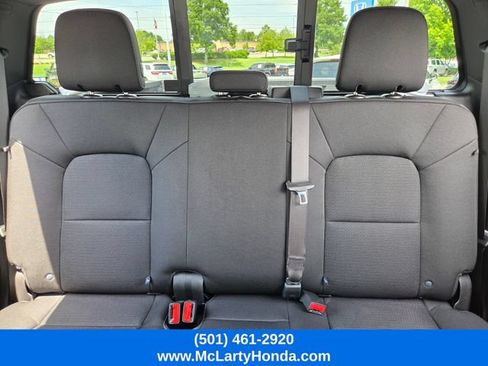 Used 2025 Chevrolet Colorado LT w/ Advanced Trailering Package RWD image 12