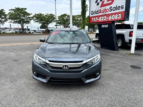Used 2018 Honda Civic EX image 8