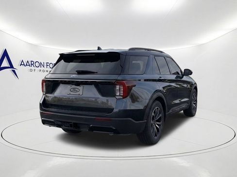 New 2025 Ford Explorer ST-Line w/ Premium Package RWD image 9