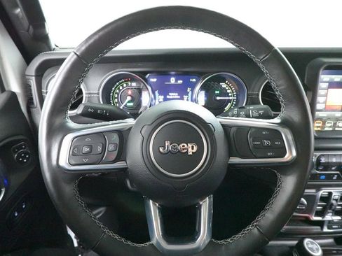 Used 2023 Jeep Wrangler Unlimited Sahara w/ Cold Weather Group AWD/4WD image 12